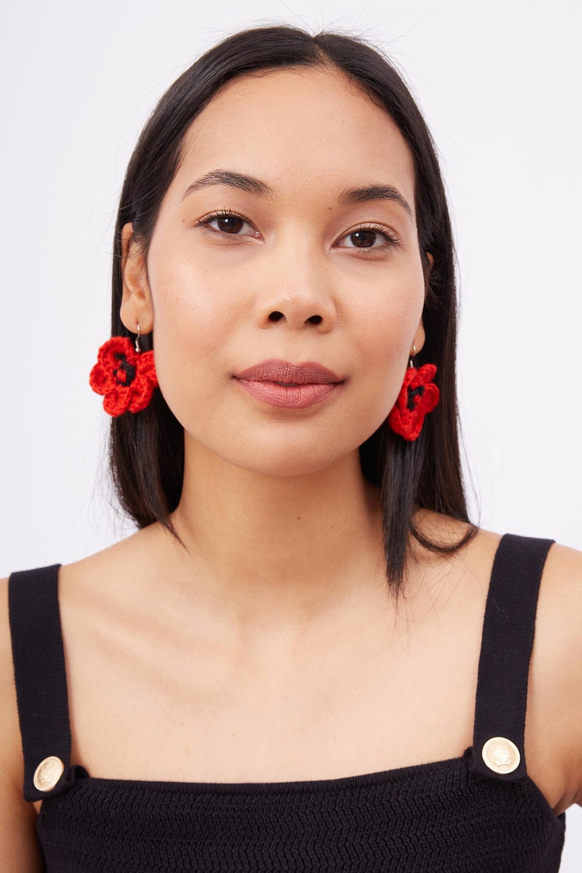 Peraluna POPPY EARRINGS El Yapımı Gelincik Küpe - Ekru