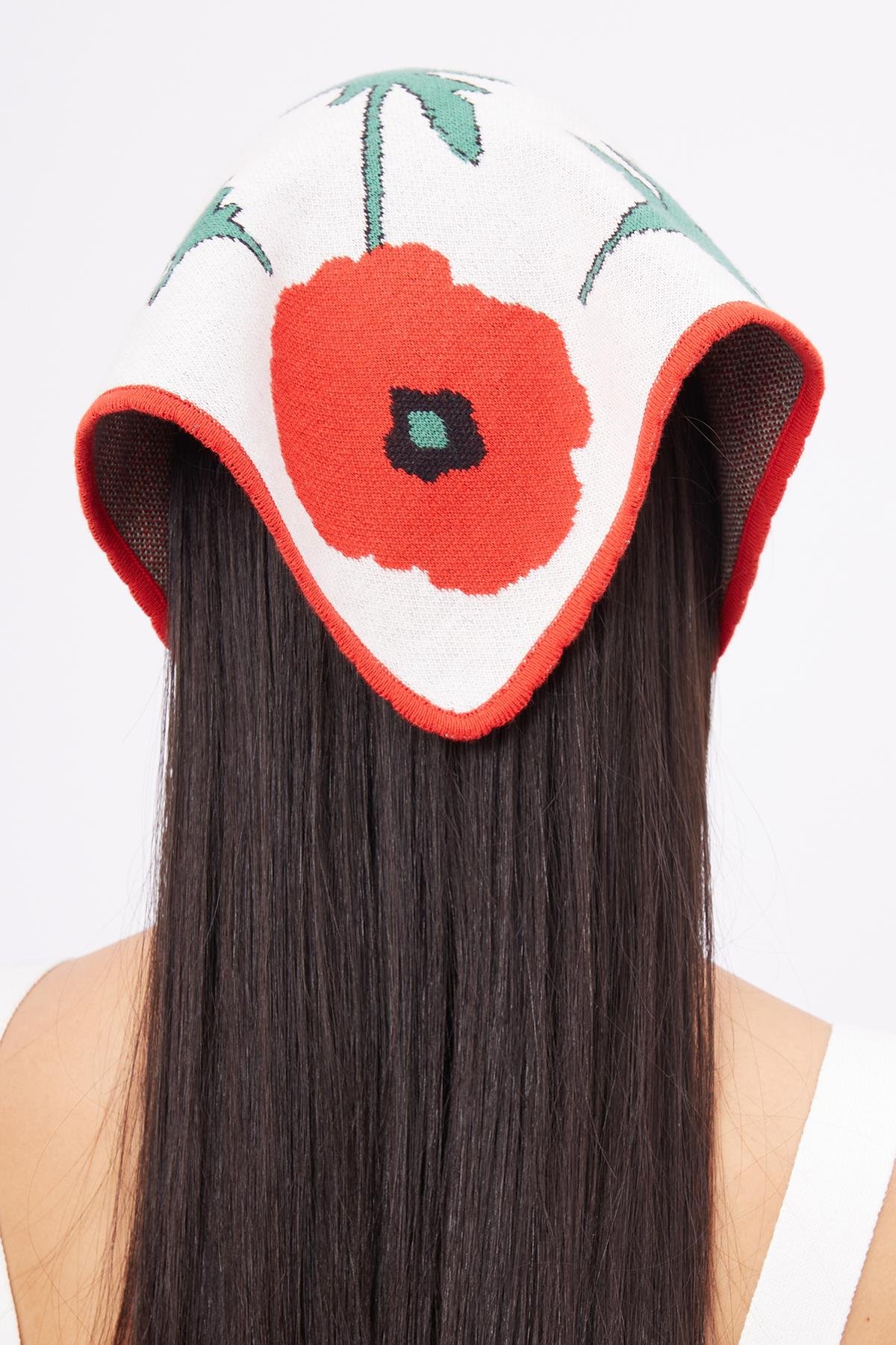 Peraluna POPPY SCARFE Gelincik Desenli Bağcıklı Kadın Triko Eşarp - Ekru