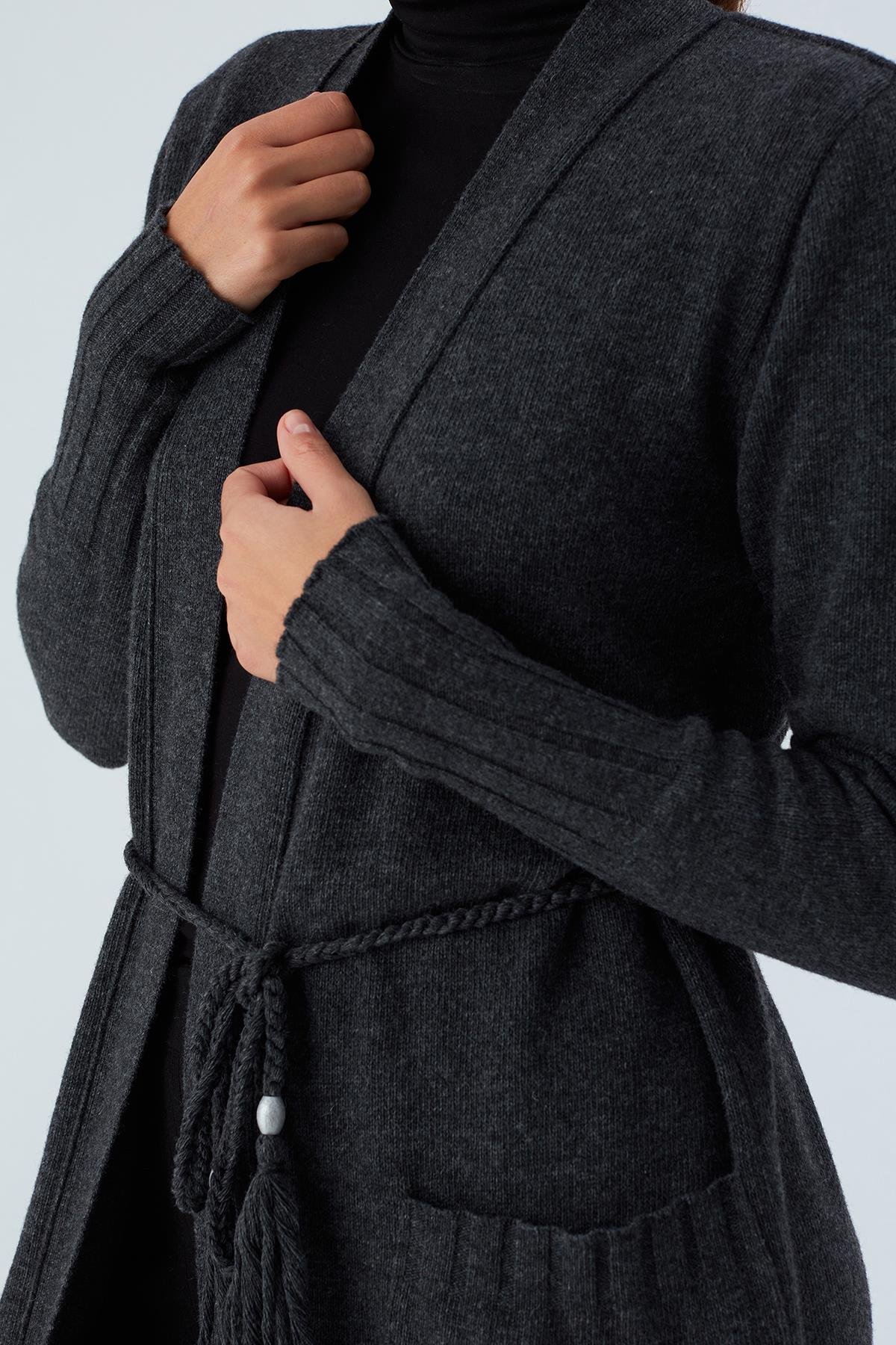 Peraluna Rahat Kesim Cepli Kemerli Yün Karışımlı Uzun Kadın Triko Hırka - Antrasit