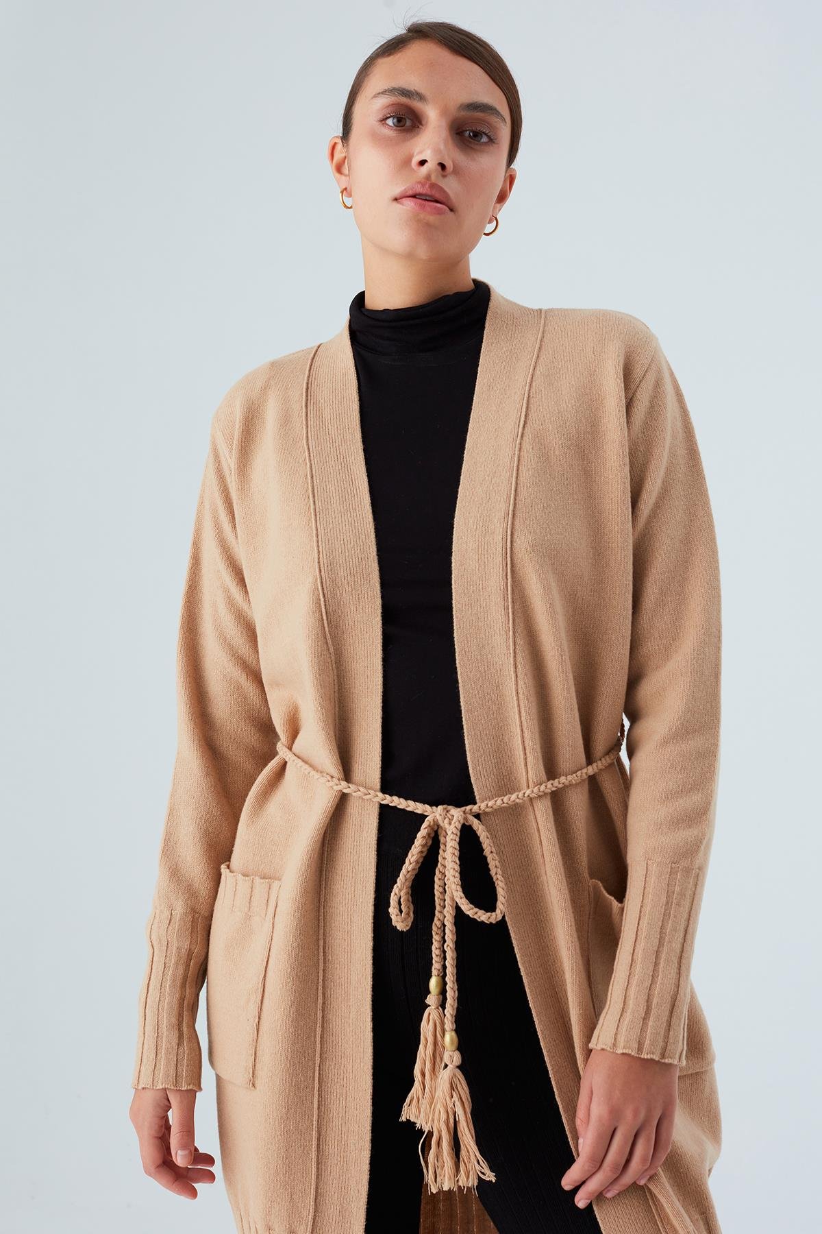 Peraluna Rahat Kesim Cepli Kemerli Yün Karışımlı Uzun Kadın Triko Hırka - Bej