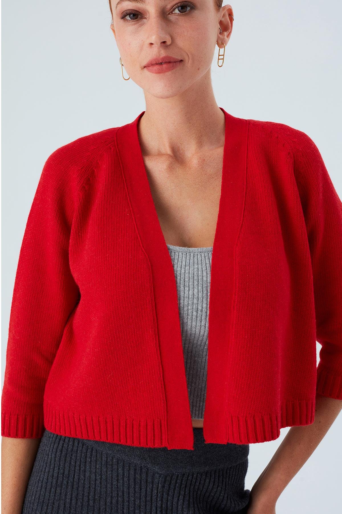 Peraluna Reglan Kollu Kaşmir Karışım Kısa Kadın Triko Bolero Kırmızı