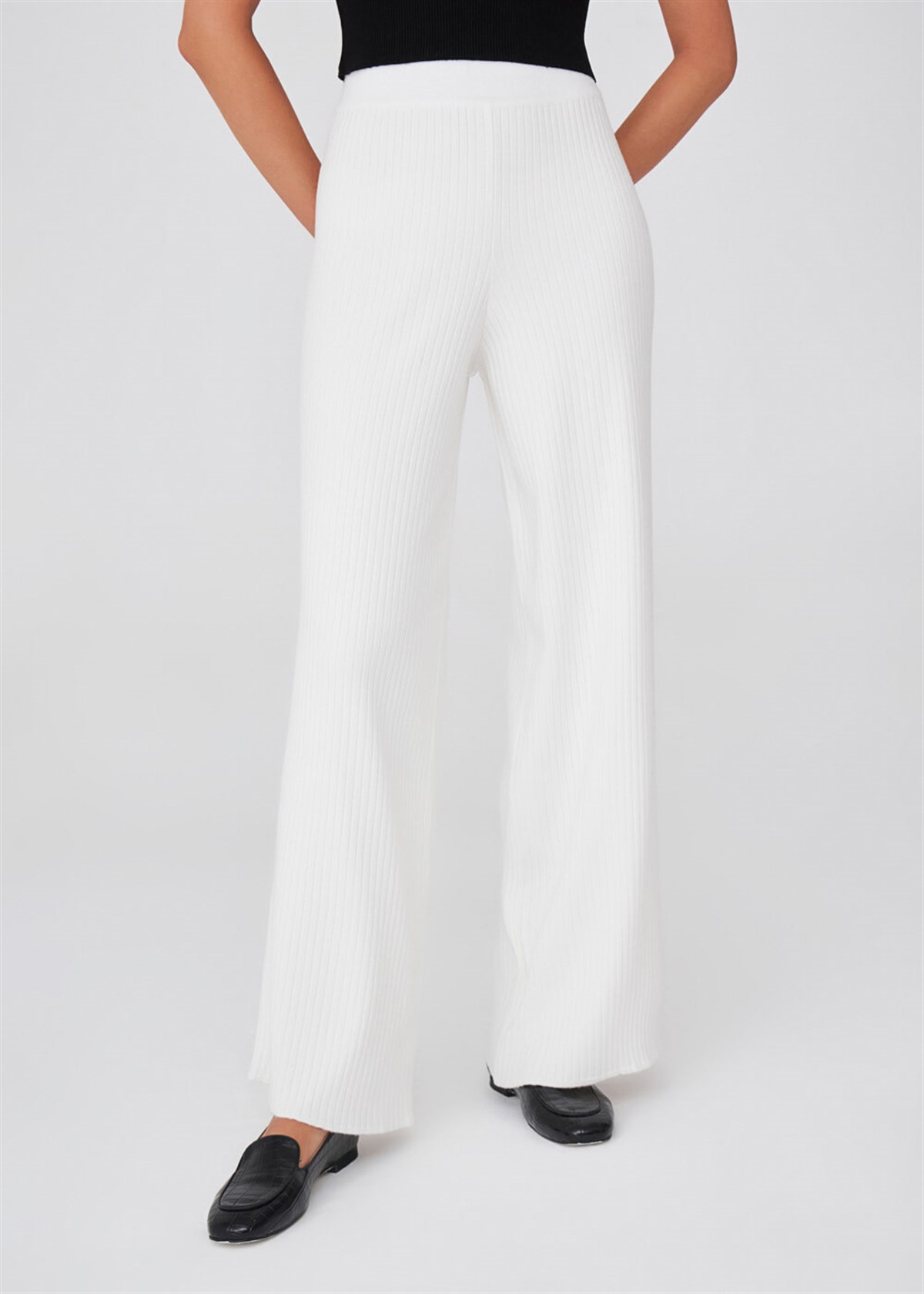 Peraluna Ribana Örgü Rahat Kesim Boru Paça Triko Pantolon Ekru