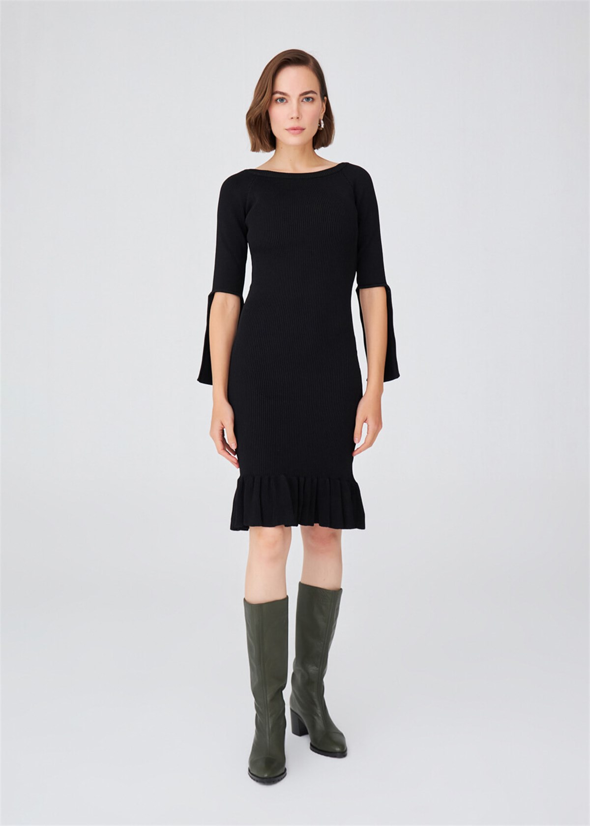 Peraluna Boat-Neck Ribbed Knee Length Women Knitwear Evening Dress - Black