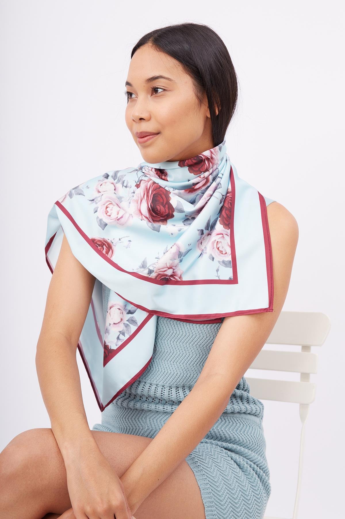 Peraluna ROSEMARRY SCARFE Gül Desen Baskılı Saten Eşarp - Turkuaz