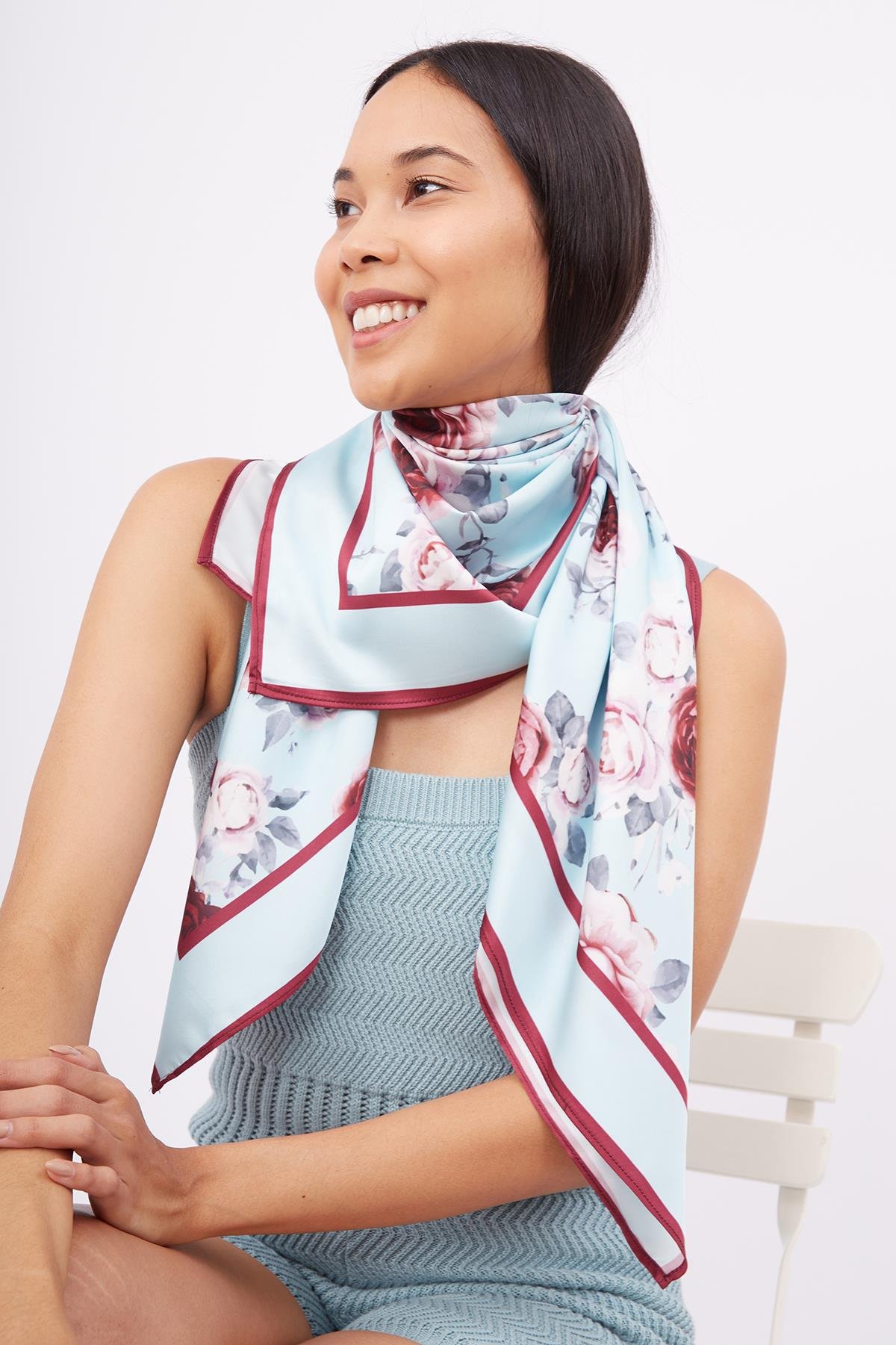 Peraluna ROSEMARRY SCARFE Gül Desen Baskılı Saten Eşarp - Turkuaz