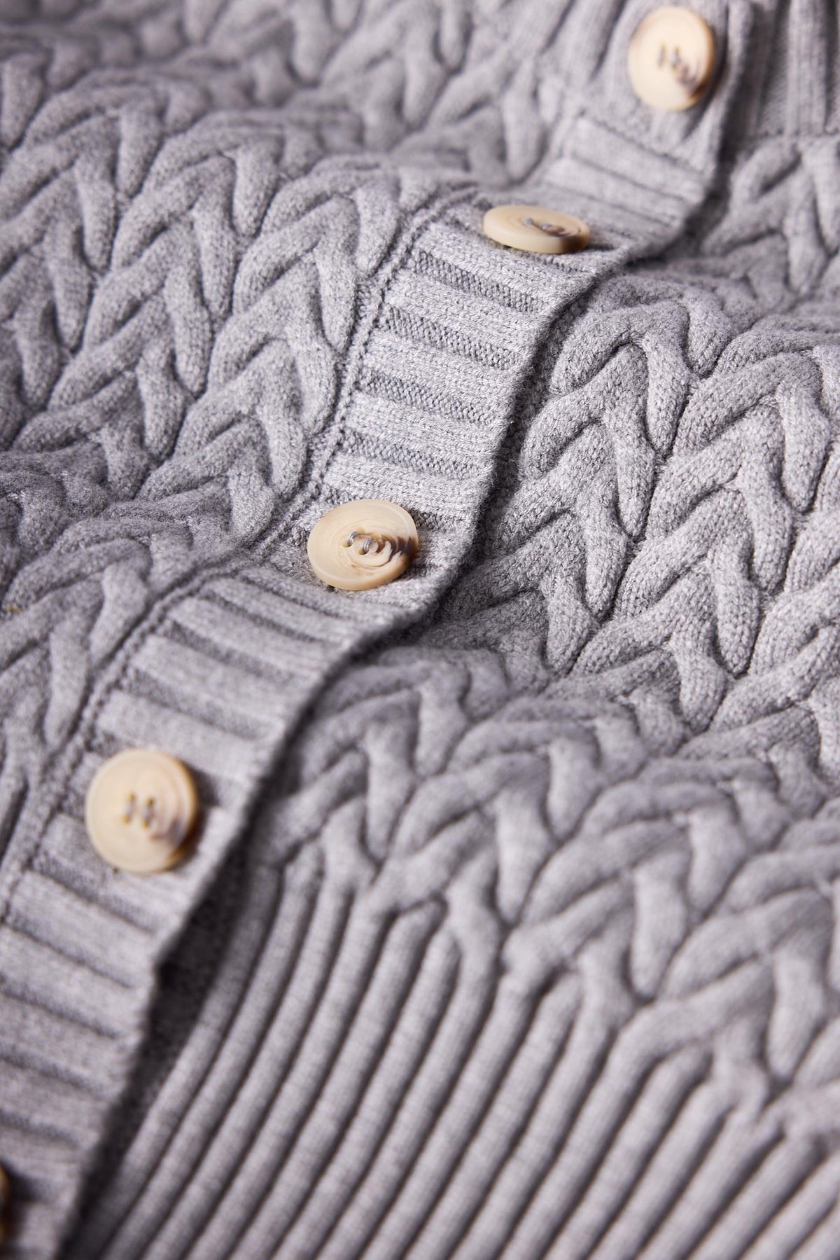 Peraluna Scarlett Saç Örgülü Krop Kesim Kadın Triko Hırka - Gri Melanj