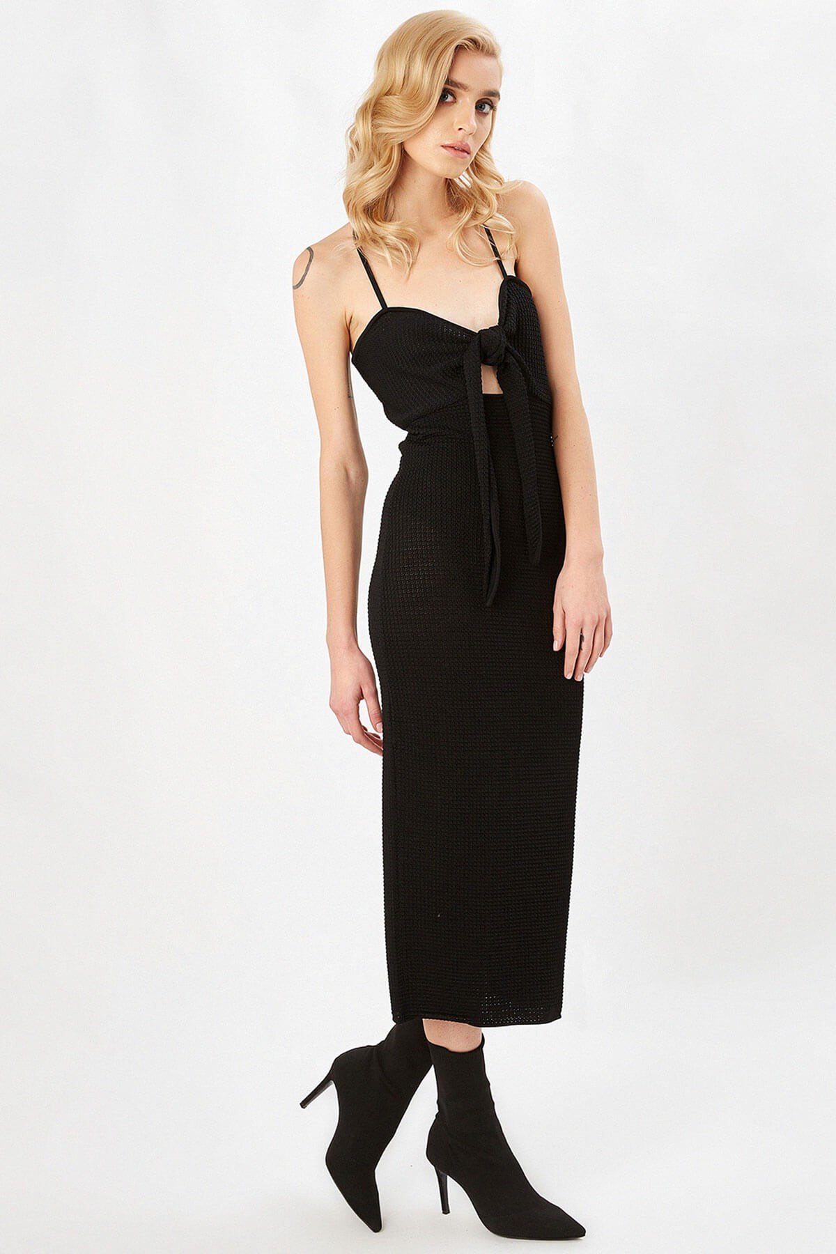 Peraluna Knitwear Strappy Midi Evening Dress - Black
