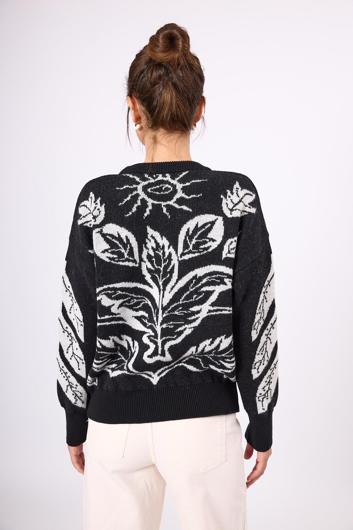 Peraluna Stardust Jakarlı Kadın Krop Kesim Triko Kazak - Siyah/Ekru