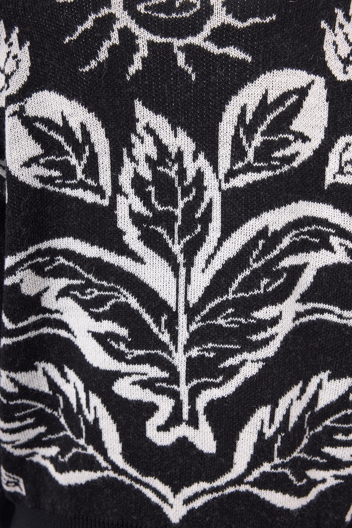 Peraluna Stardust Jakarlı Kadın Krop Kesim Triko Kazak - Siyah/Ekru