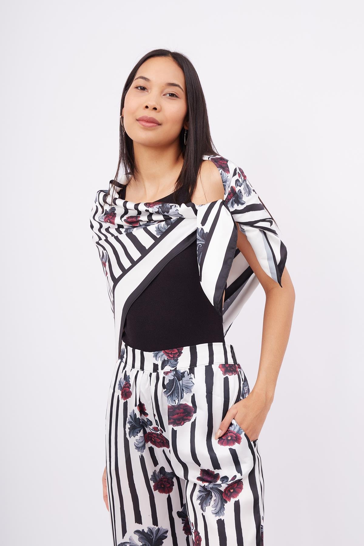 Peraluna STRIPE GARDEN SCARFE Çizgili Güllü Baskılı Saten Kadın Eşarp - Çok Renkli