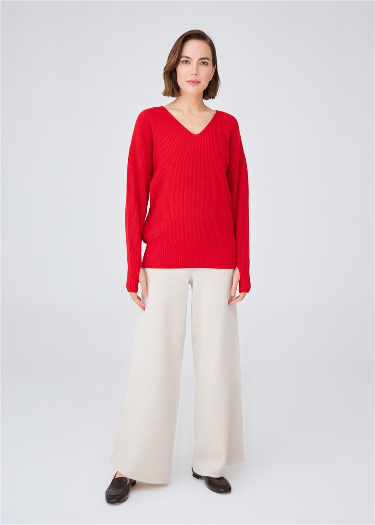 Peraluna V-neck Loose Cut Cashmere Blend Women Knitwear Sweater - Red