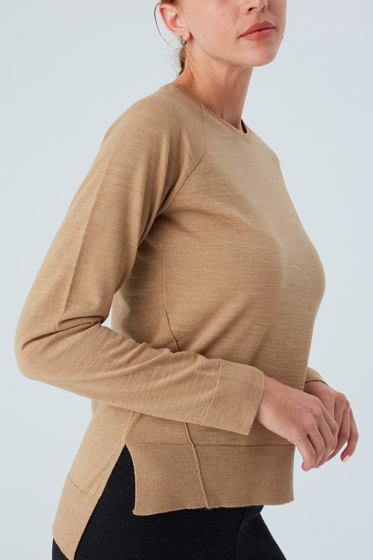 Peraluna VANESSA PULLOVER Merino Yünlü Yanları Yırtmaçlı Ince Kadın Triko Kazak Camel Melanj