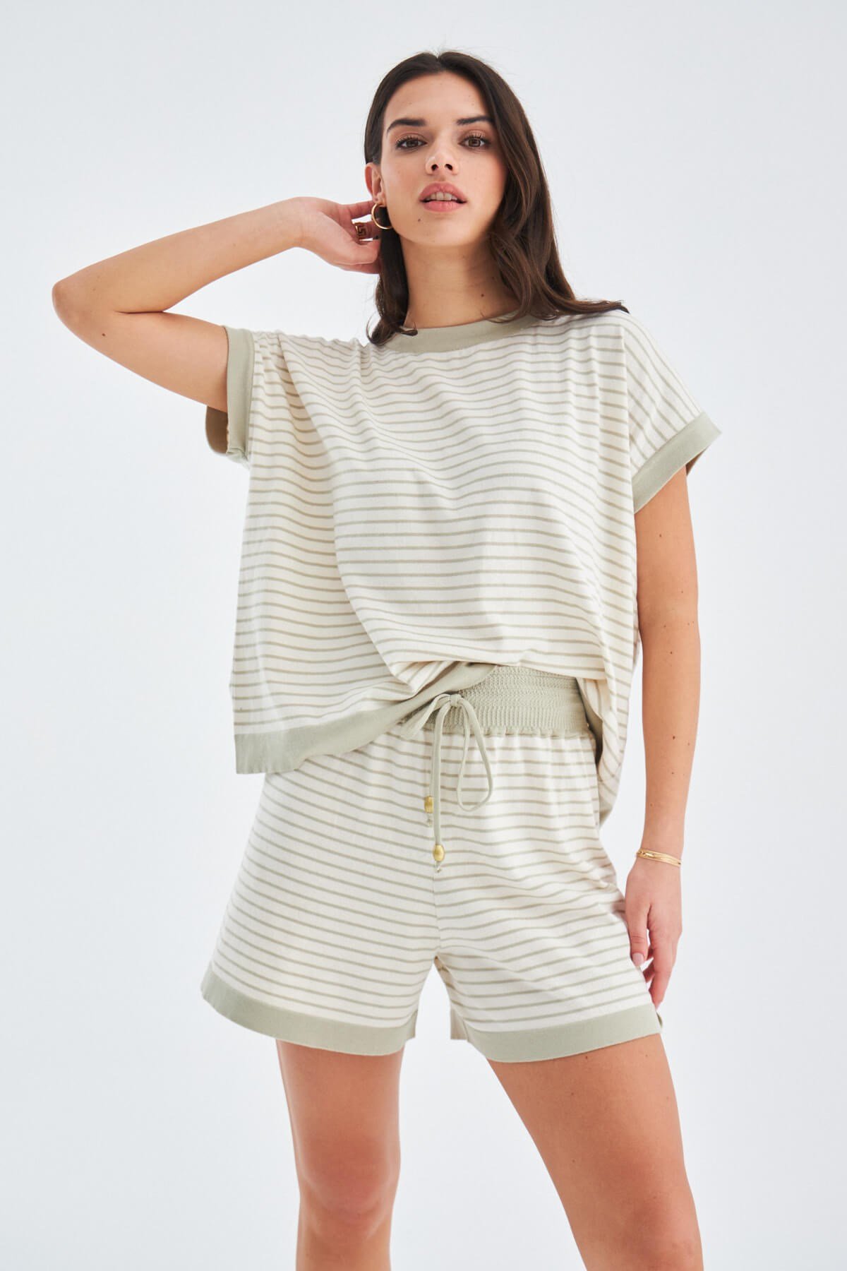 Peraluna VERA BLOUSE & SHORTS Pamuklu Yazlık Kadın Triko Şort Takım Ekru/Çağla Yeşili