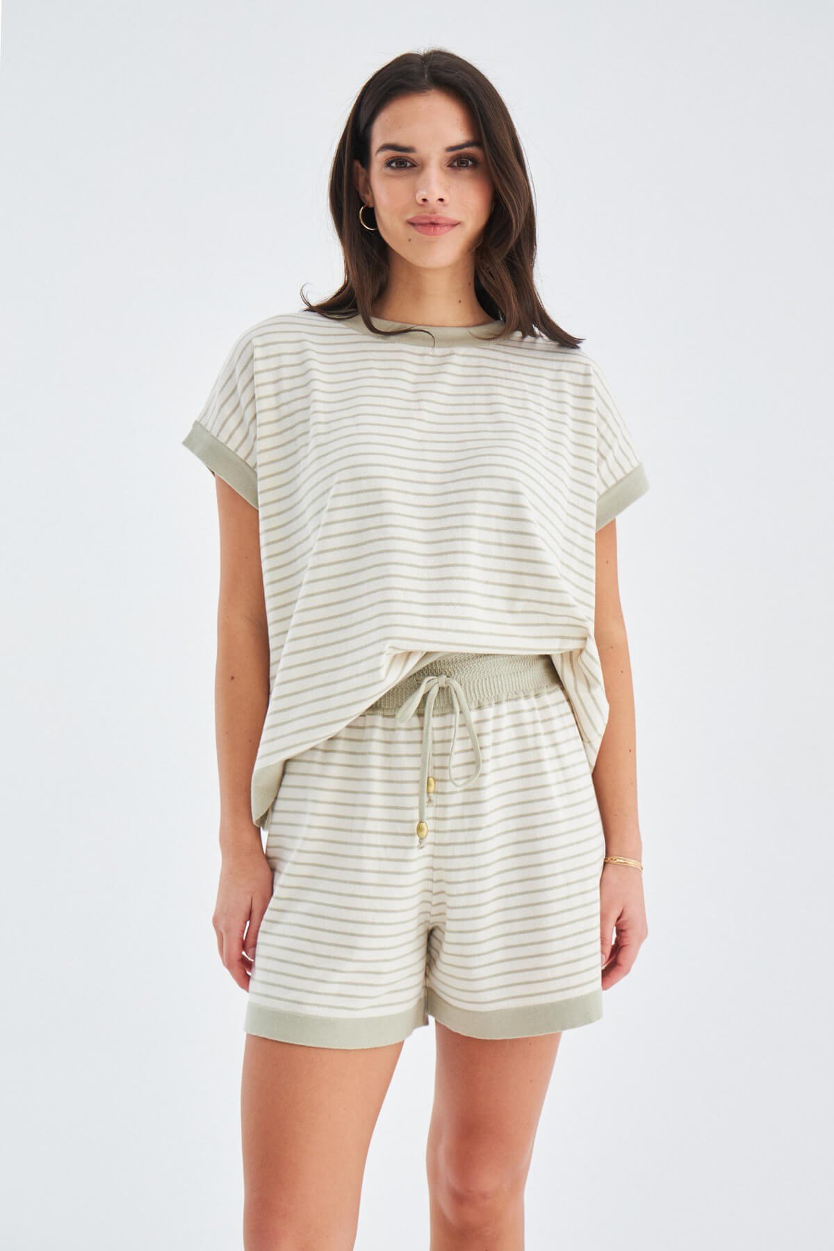 Peraluna VERA BLOUSE & SHORTS Pamuklu Yazlık Kadın Triko Şort Takım Ekru/Çağla Yeşili