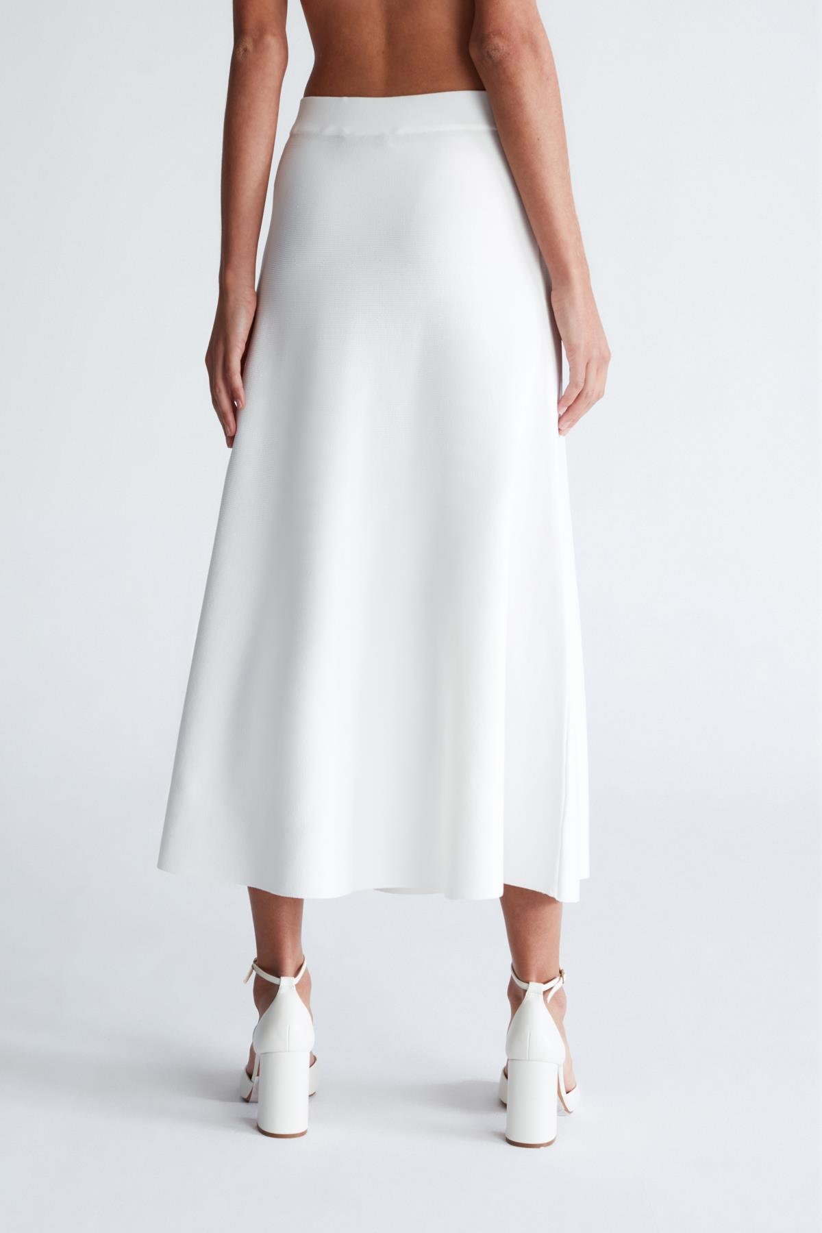 Peraluna VIVIEN SKIRT Düğme Detaylı Diz Altı Kloş Kadın Triko Etek Ekru