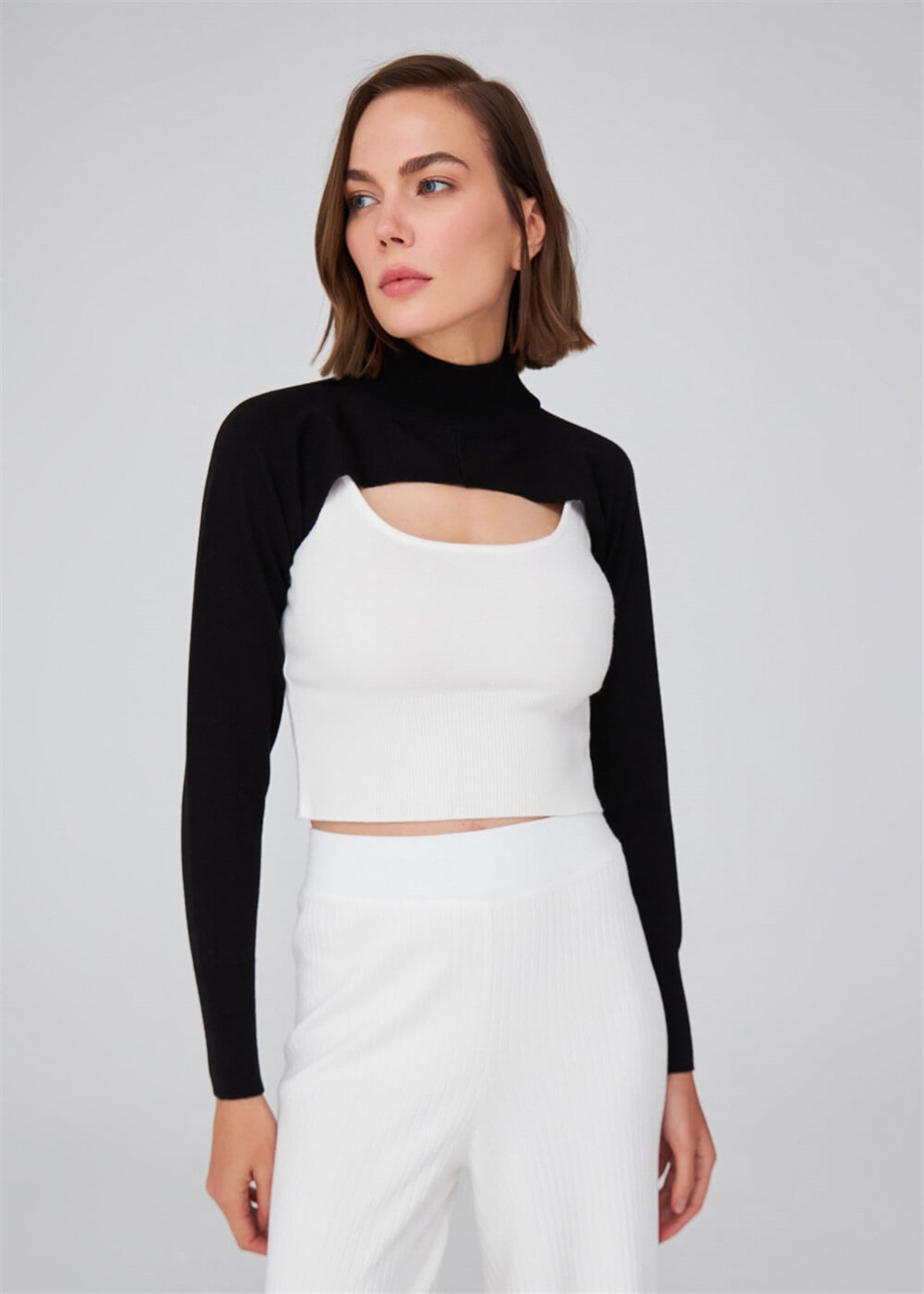 Peraluna Mock Neck Long Sleeve Super Crop Knit Sweater - Black