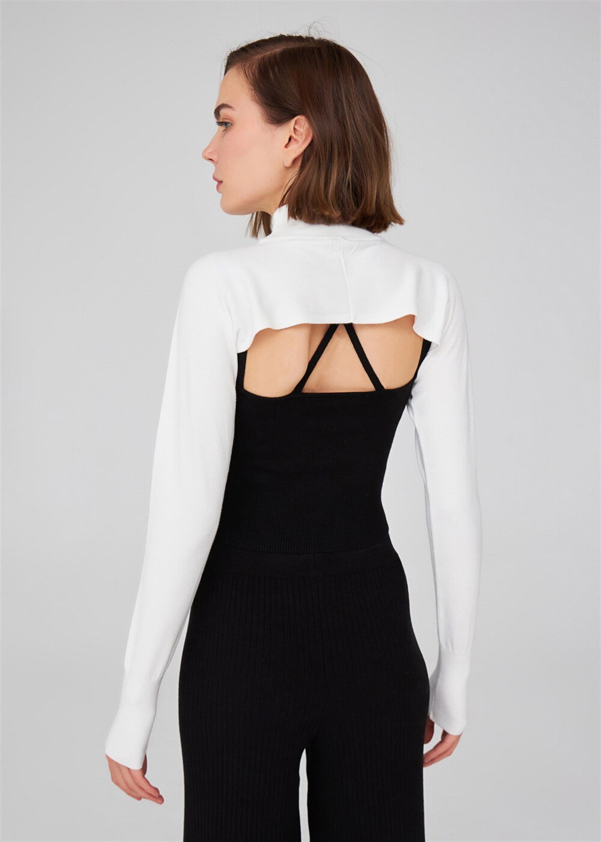 Peraluna Yarım Balıkçı Yaka Uzun Kollu Triko Omuzluk Ekru