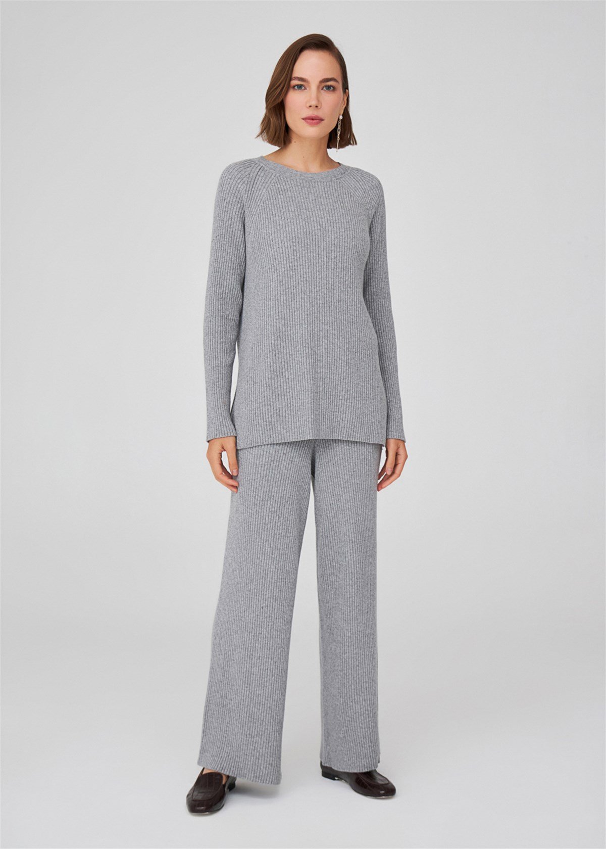 Peraluna O-Neck Cashmere Blend Sides Slit Ribbed Women's Knitwear Sweater - Grey Melange