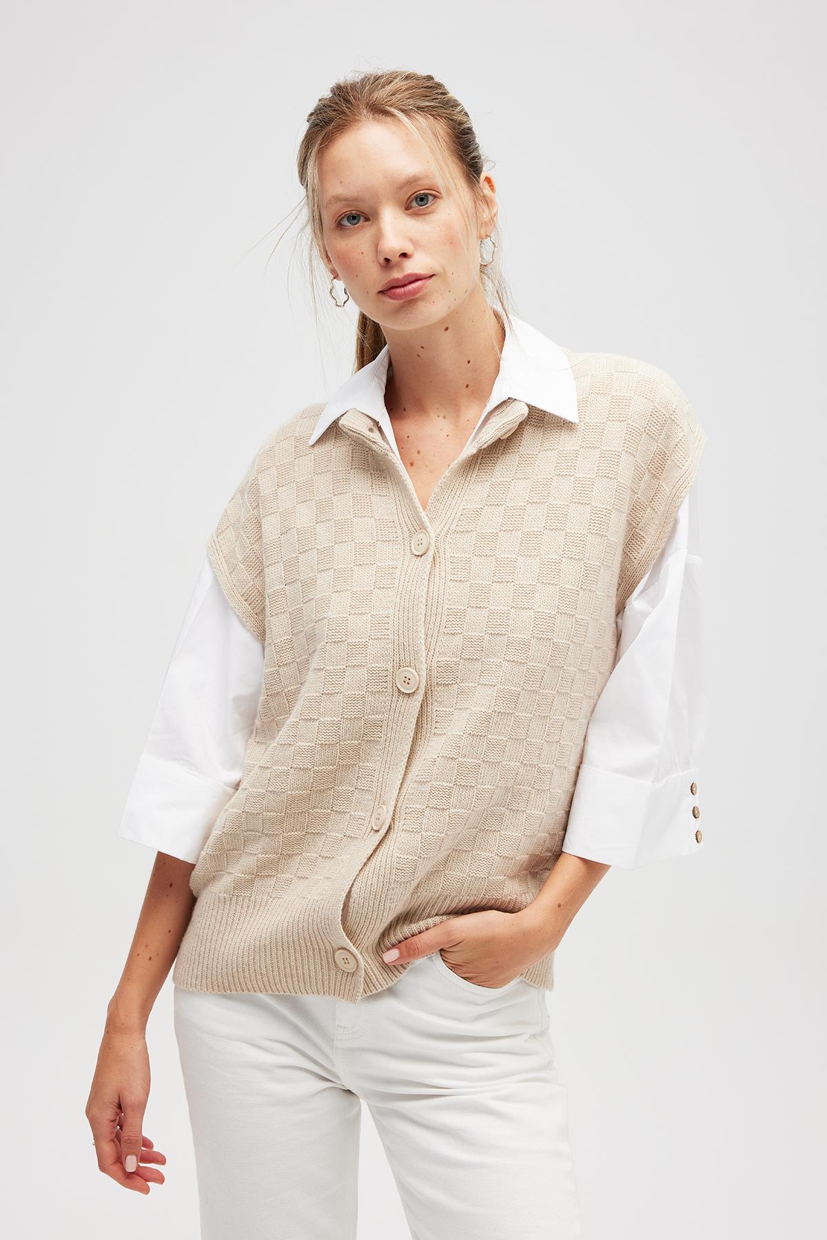Peraluna Yvette Kadın Düğmeli Triko Yelek - Bej
