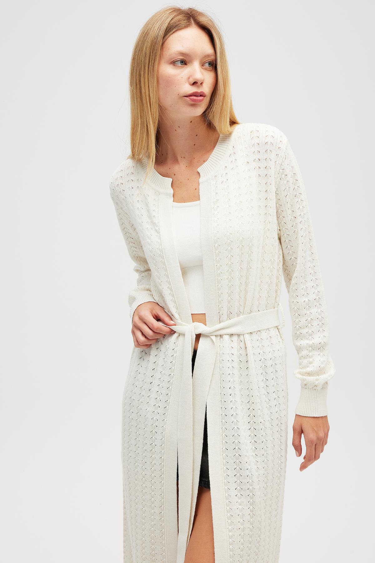 Peraluna Zeyna Mini Kabartma Örgülü Uzun Triko Hırka - Ekru