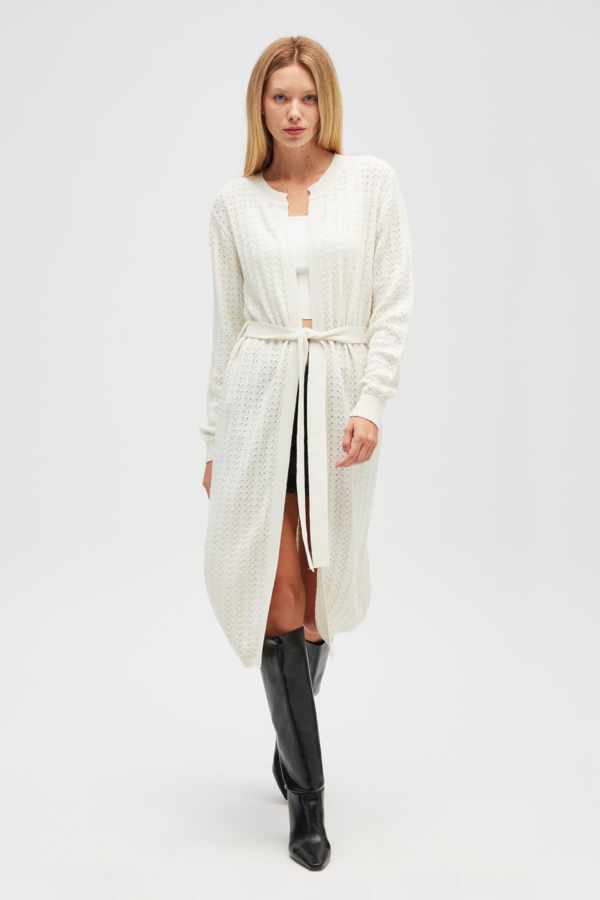 Peraluna Zeyna Mini Kabartma Örgülü Uzun Triko Hırka - Ekru