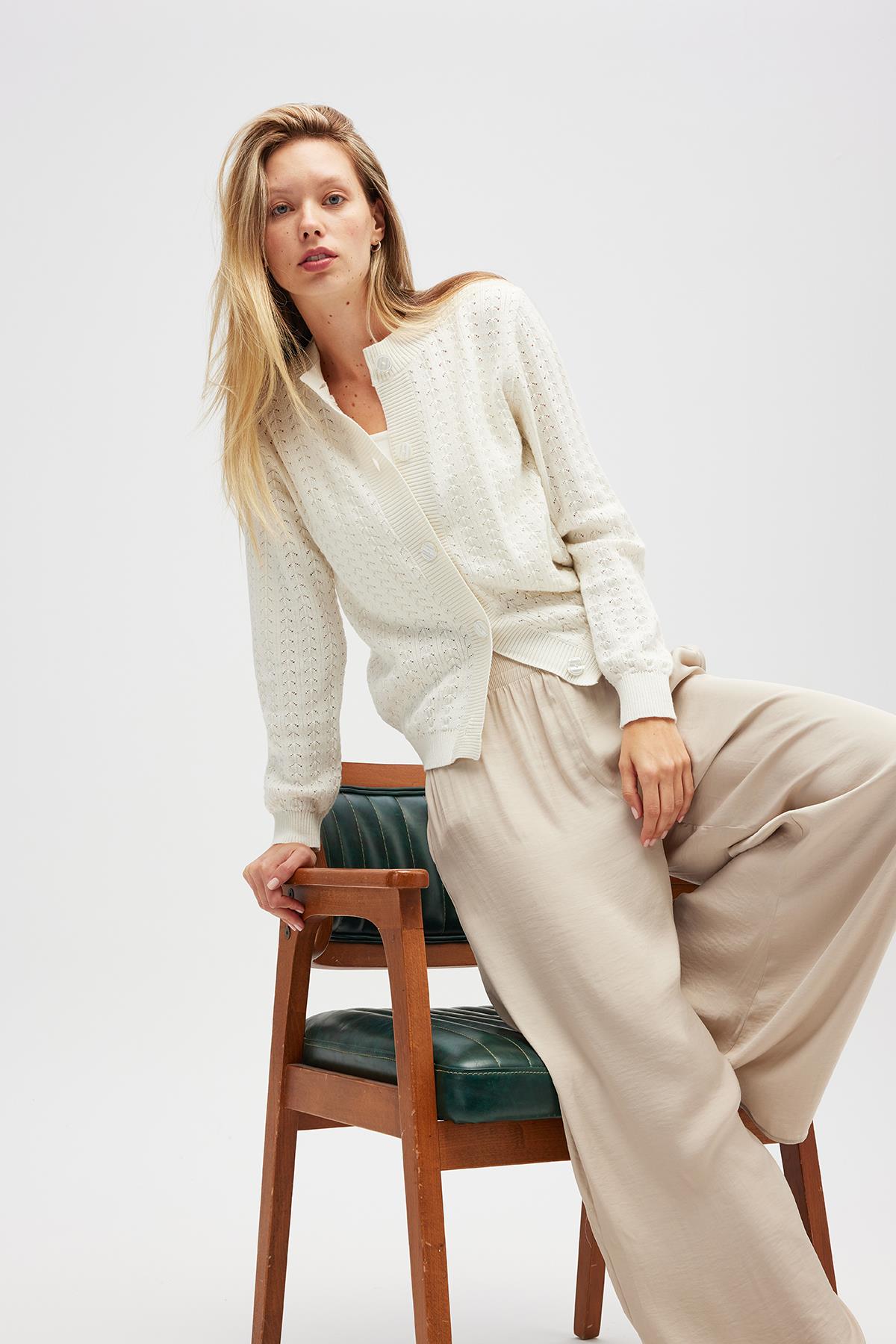 Peraluna Zoey Mini Kabartma Örgülü Triko Hırka - Ekru