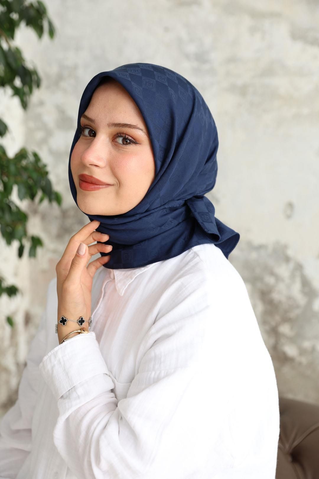 Monogram Desen Jakar Eşarp Lacivert