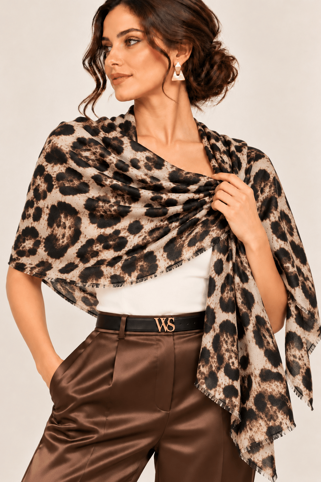 WeWeus Ultra Lüks Bej Leopar Desen Omuz Şalı & Fular & Baş Örtüsü 90x180 cm