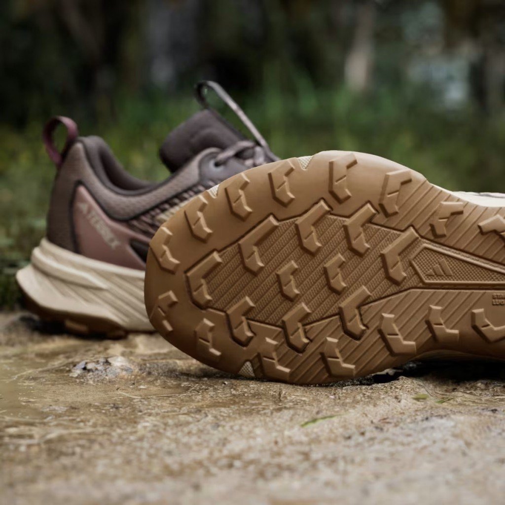 Adidas HQ5101 Terrex Tracefinder 2 Climaproof Kadın Arazi Koşu Ayakkabısı Kahverengi