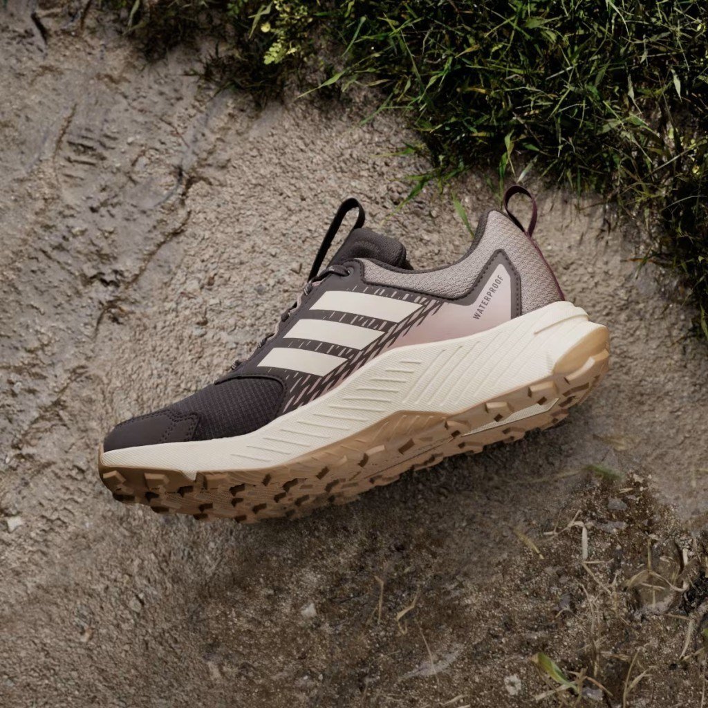 Adidas HQ5101 Terrex Tracefinder 2 Climaproof Kadın Arazi Koşu Ayakkabısı Kahverengi