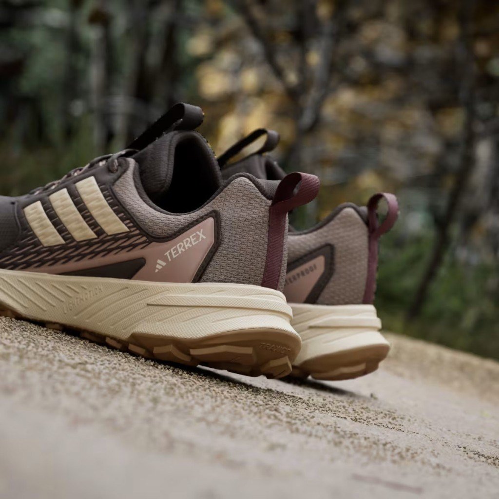 Adidas HQ5101 Terrex Tracefinder 2 Climaproof Kadın Arazi Koşu Ayakkabısı Kahverengi