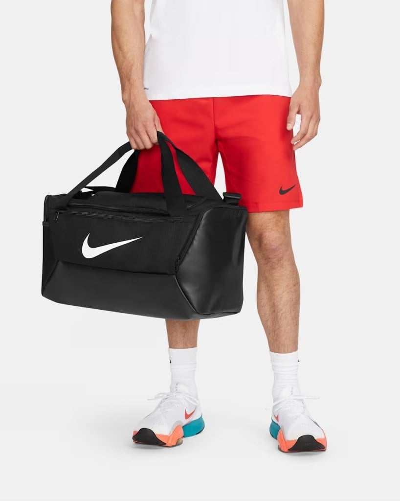 Nike Brasilia DM3976-010 Antrenman Spor Çantası (Küçük Boy, 41 L) - Siyah