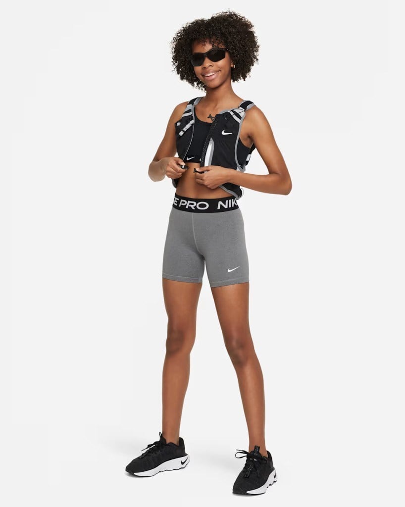 NIKE  DA1033-091 Pro Çocuk Gri Şort