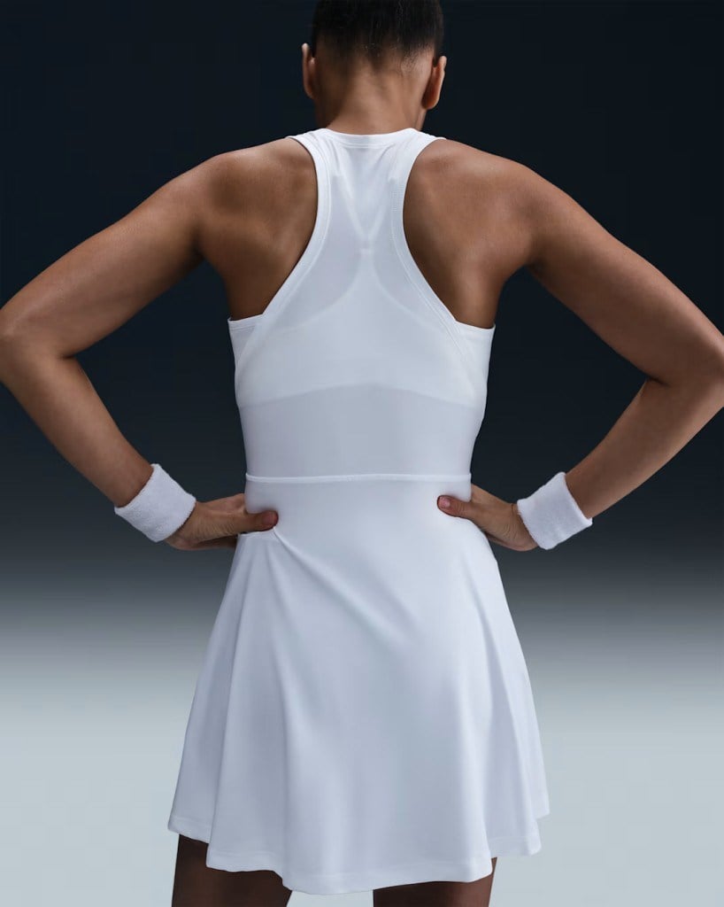 Nike FQ1780-100 Victory Dri-FIT Kadın Tenis Elbisesi - Beyaz