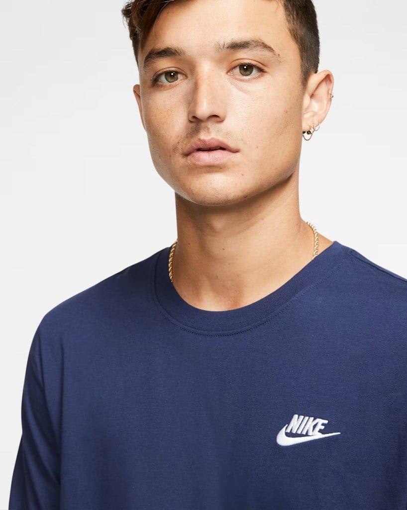 Nike Sportswear Club AR4997-410 Erkek Tişört - Lacivert