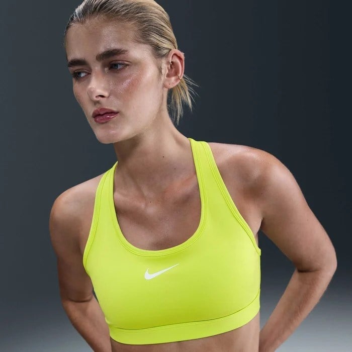 Nike Swoosh DX6821-389 Orta Destekli Pedli Kadın Spor Sütyeni - Cyber