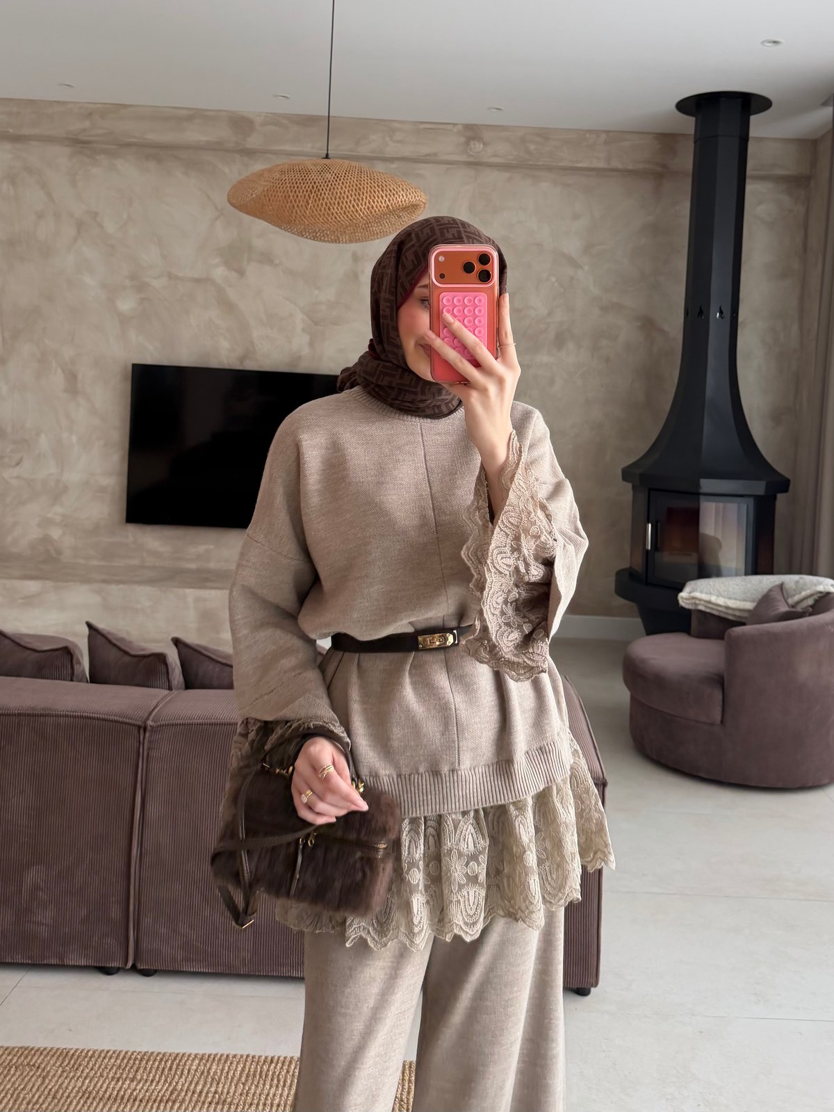 Alya Dantel Detaylı Pantolonlu Takım Vizon (2026)