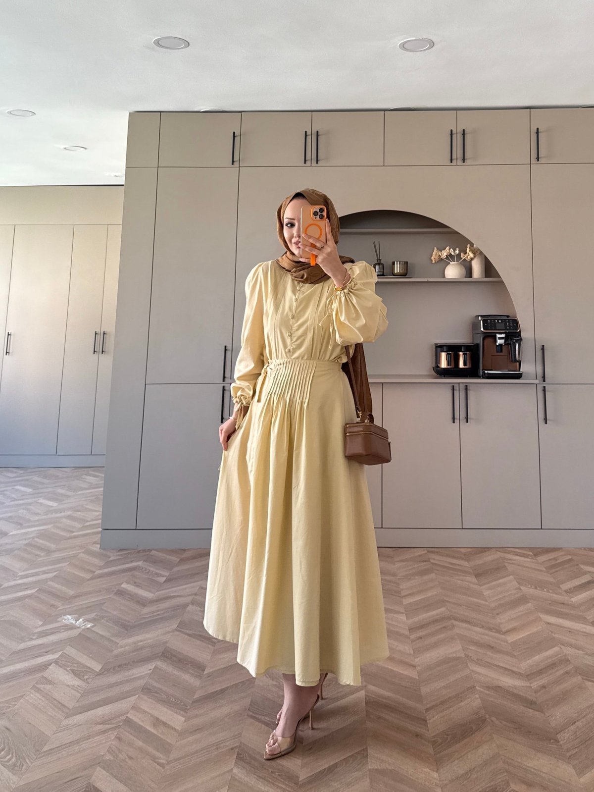 Beta Düğmeli Etekli Takım ButterYellow (2022)