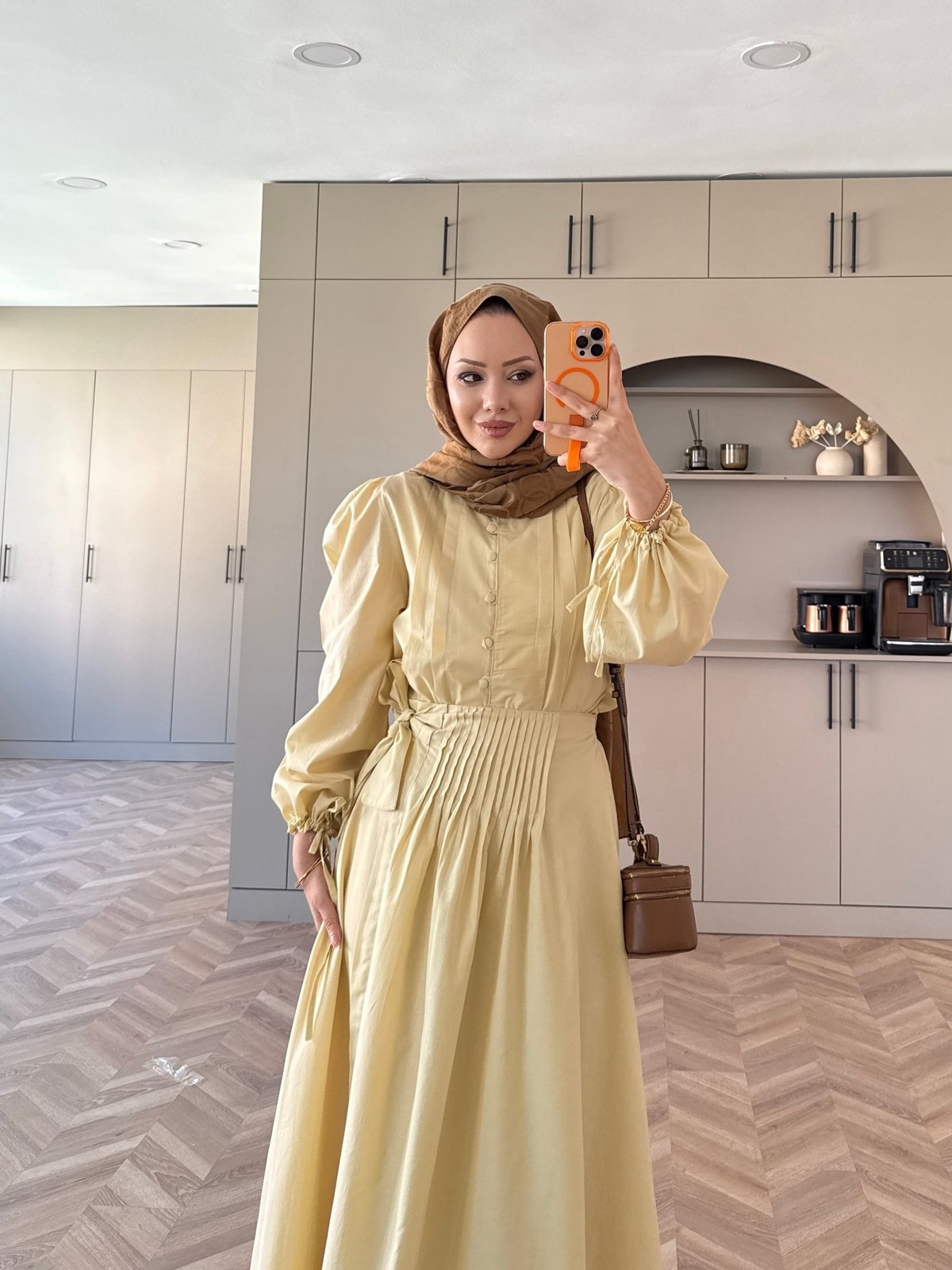 Beta Düğmeli Etekli Takım ButterYellow (2022)