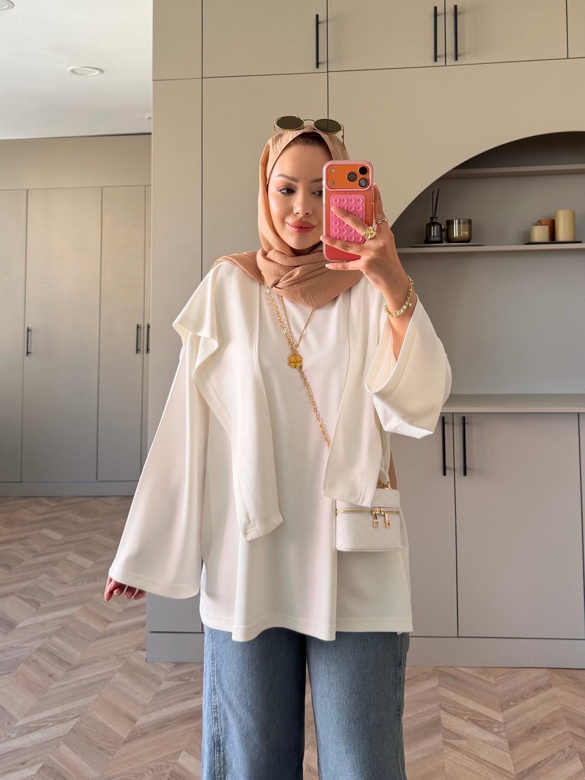 Cora Şal Yaka Sweat Beyaz (62401)