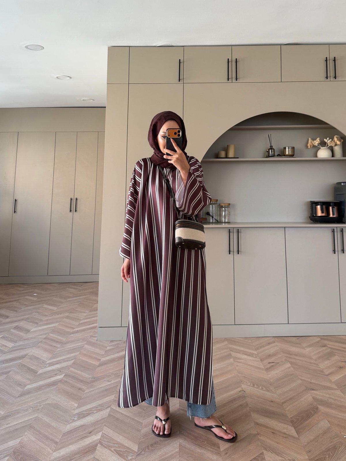 Ely Çizgili Saten Yırtmaçlı Bluz Kahve (4536)