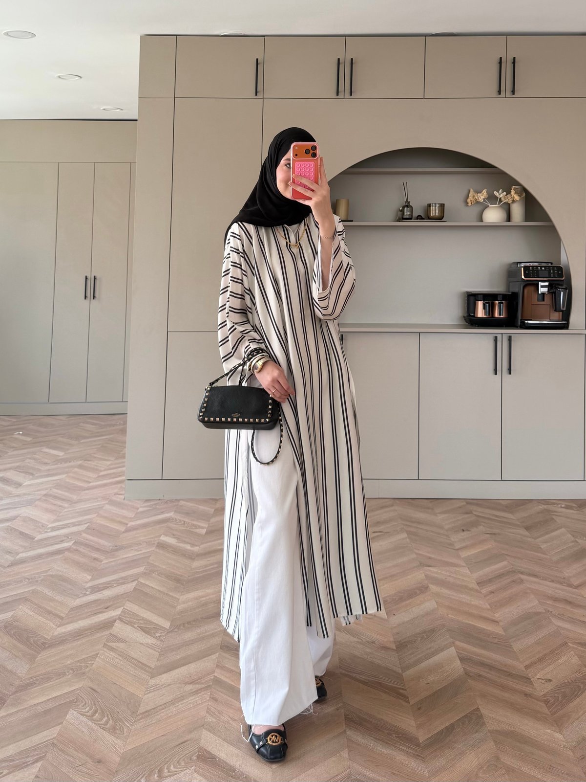 Ely Çizgili Saten Yırtmaçlı Bluz Siyah (4536)