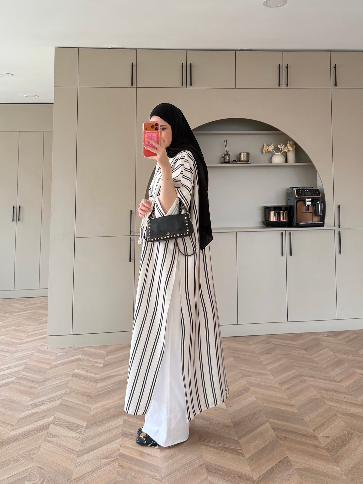 Ely Çizgili Saten Yırtmaçlı Bluz Siyah (4536)