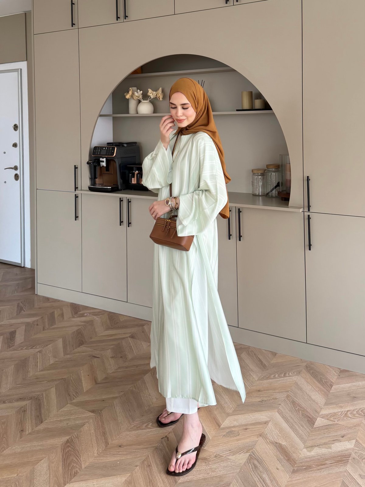 Ely Çizgili Saten Yırtmaçlı Bluz Yeşil (4536)