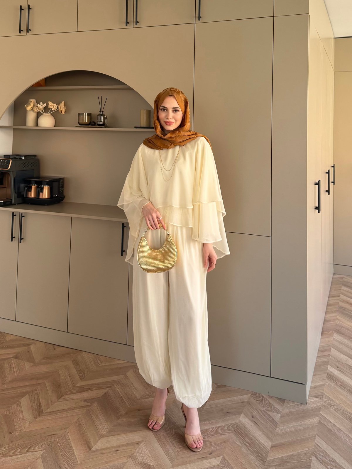 Feely Yarasa Kol Pantolonlu Takım Ekru (5799)