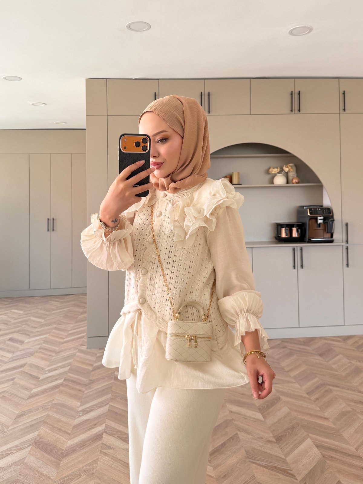 Feza Fırfırlı Pantolonlu Takım Ekru (1113)