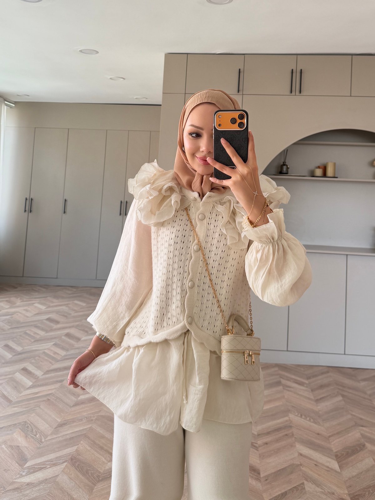 Feza Fırfırlı Pantolonlu Takım Ekru (1113)