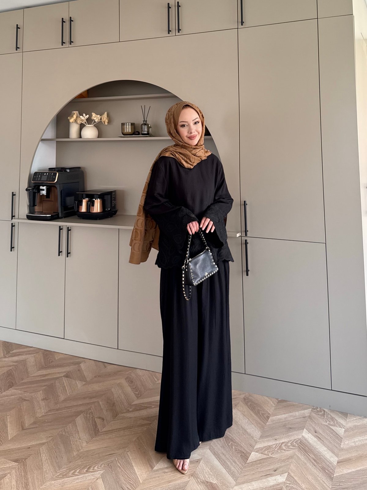 Irmak Çiçek Baskılı Pantolonlu Takım Siyah (5805)