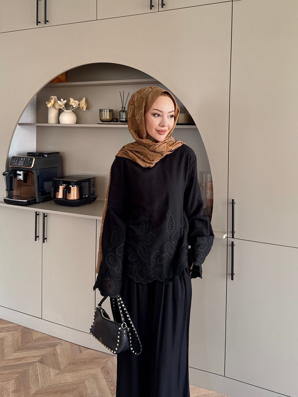 Irmak Çiçek Baskılı Pantolonlu Takım Siyah (5805)