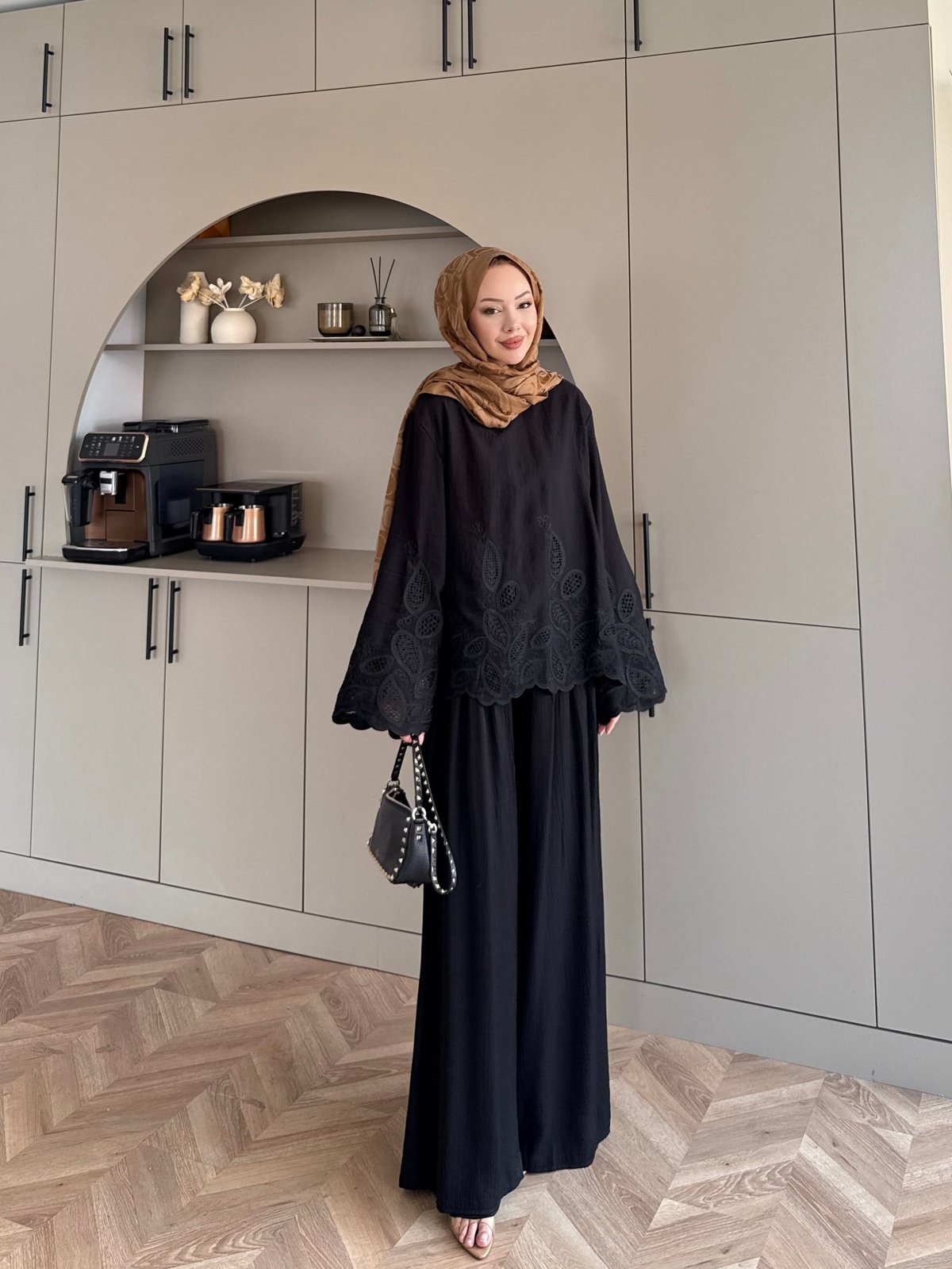 Irmak Çiçek Baskılı Pantolonlu Takım Siyah (5805)